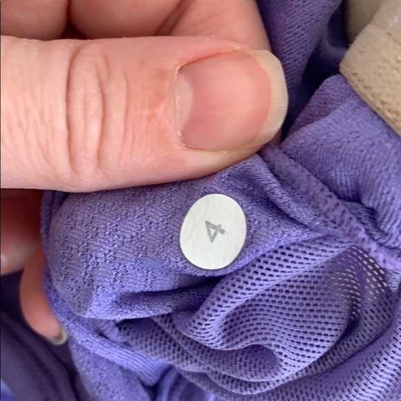 Lululemon | tank top with built in bra in purple - Picture 6 of 9